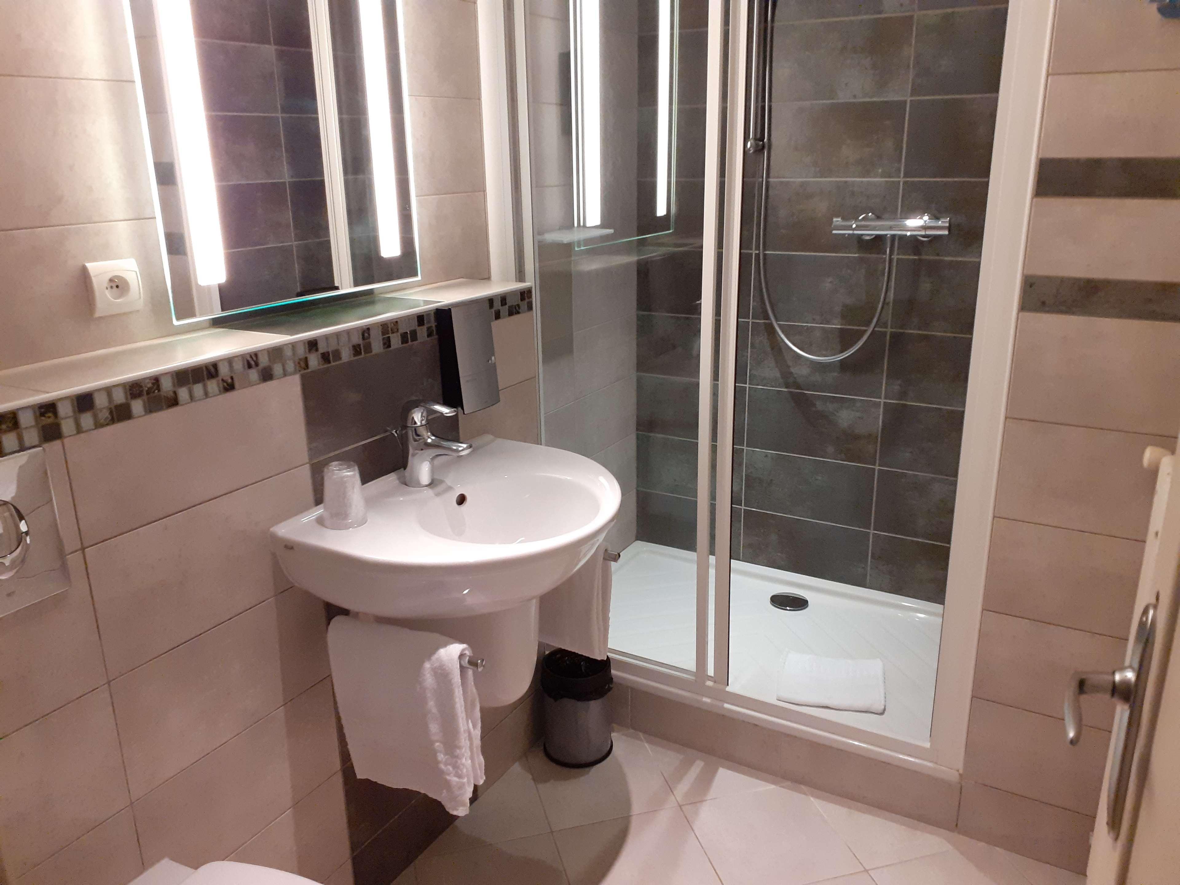 Hotel Du Nord Макон Экстерьер фото